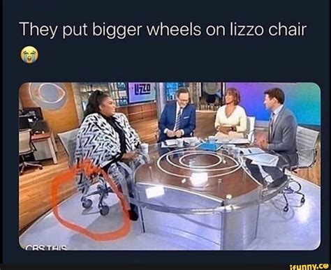During a viral interview. . Lizzo chair wheels